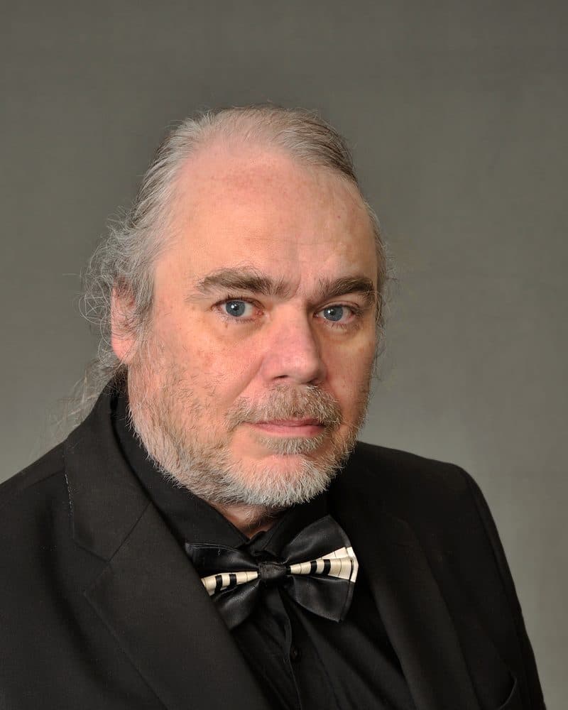 Dr. Geoffrey Wilcken
