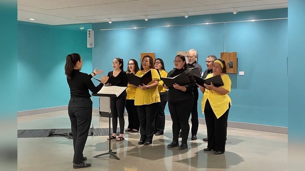Voces Festivas at a Hispanic Heritage celebration